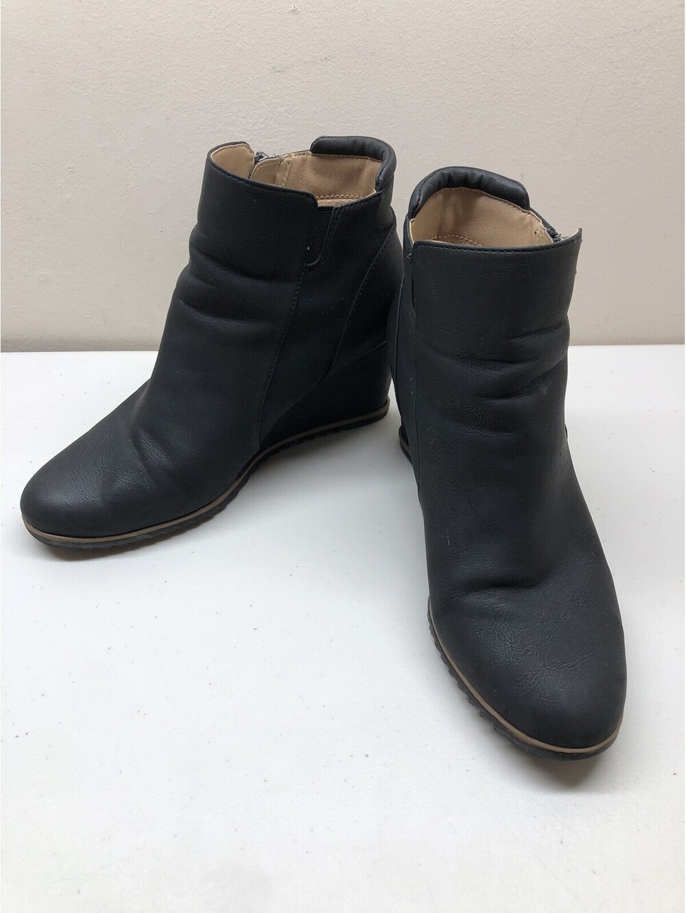 Soul Naturalizer Womens 9.5W Haley Bootie Black Wedge Heel Ankle Boots Shoes